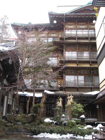 IMG_1416-Nagano-Shibu-hotel-movie-garden