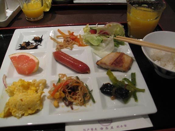 IMG_3013-Tokyo-hotel-food